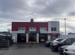 Main Photo: 645 Dunedin St in Victoria: Vi Rock Bay Industrial for sale : MLS®# 956508
