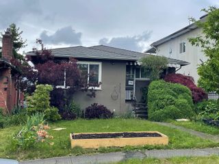 Main Photo: 3233 E 21ST Avenue in Vancouver: Renfrew Heights House for sale (Vancouver East)  : MLS®# R2884437