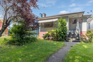 Photo 1: 3553 MONMOUTH Avenue in Vancouver: Collingwood VE House for sale (Vancouver East)  : MLS®# R2900757