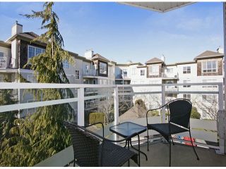 Photo 2: 313 10186 155TH Street in Surrey: Guildford Condo for sale in "SOMMERSET" (North Surrey)  : MLS®# F1405348