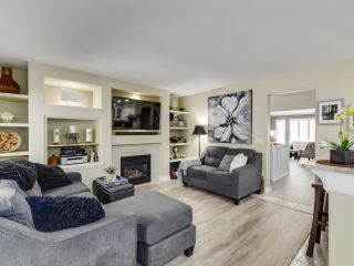 Photo 2: 49 3405 PLATEAU BOULEVARD in Coquitlam: Westwood Plateau Townhouse for sale : MLS®# R2610409