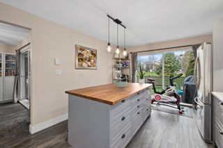 Photo 11: 4863 CENTRAL Avenue in Delta: Hawthorne Townhouse for sale in "PARKSIDE COURT" (Ladner)  : MLS®# R2642967