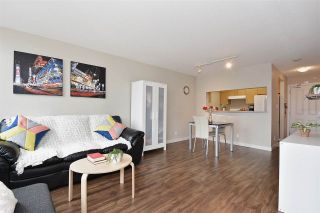 Photo 8: 1406 3660 VANNESS Avenue in Vancouver: Collingwood VE Condo for sale in "CIRCA BY BOSA" (Vancouver East)  : MLS®# R2025712