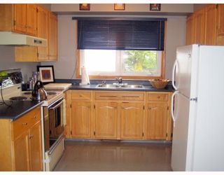 Photo 6:  in WINNIPEG: East Kildonan Residential for sale (North East Winnipeg)  : MLS®# 2908956