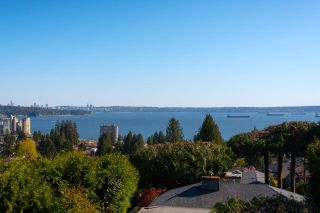 Photo 11: 2522 PALMERSTON Avenue in West Vancouver: Dundarave House for sale : MLS®# R2881209