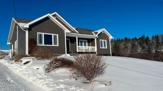 Photo 1: 551 Woodburn Road in Kings Head: 108-Rural Pictou County Residential for sale (Northern Region)  : MLS®# 202302476