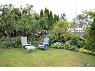 Photo 16: 1679 Knight Ave in VICTORIA: SE Mt Tolmie House for sale (Saanich East)  : MLS®# 677181