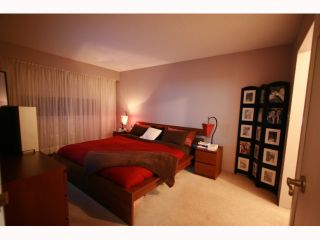 Photo 4: 103 5715 JERSEY Avenue in Burnaby: Central Park BS Condo for sale in "CAMERAY GARDENS" (Burnaby South)  : MLS®# V814457