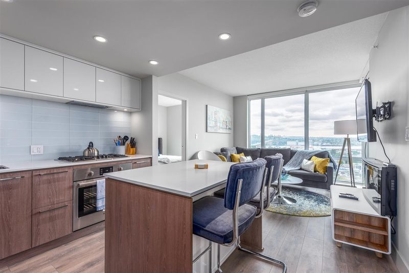 FEATURED LISTING: 2305 - 680 SEYLYNN Crescent North Vancouver