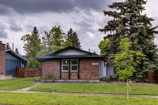 Photo 2: 14024 Parkland Boulevard SE in Calgary: Parkland Detached for sale : MLS®# A1230215