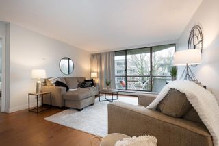 Photo 5: 203 2445 W 3RD Avenue in Vancouver: Kitsilano Condo for sale in "Carriage House" (Vancouver West)  : MLS®# R2741667