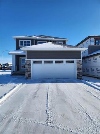 Photo 3: 9 Gottfried Point in Winnipeg: Canterbury Park Residential for sale (3M)  : MLS®# 202403004