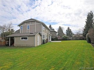 Photo 18: 1182 Garden Grove Pl in VICTORIA: SE Sunnymead House for sale (Saanich East)  : MLS®# 635489