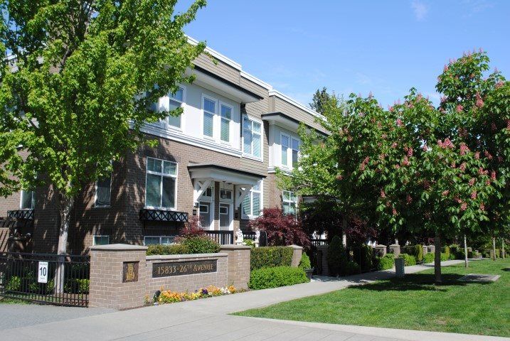 Main Photo: 53 15833 26 Avenue in Surrey: Grandview Surrey Townhouse for sale in "Brownstones" (South Surrey White Rock)  : MLS®# R2061261