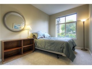 Photo 8: 114 2336 WHYTE Avenue in Port Coquitlam: Central Pt Coquitlam Condo for sale in "CENTREPOINTE" : MLS®# V973270