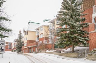 Photo 2: 1302 1302 Sienna Park Green SW in Calgary: Signal Hill Apartment for sale : MLS®# A2014659