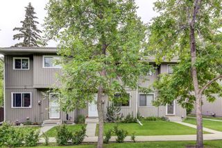 Photo 3: 2 6503 Ranchview Drive NW in Calgary: Ranchlands Row/Townhouse for sale : MLS®# A1237382