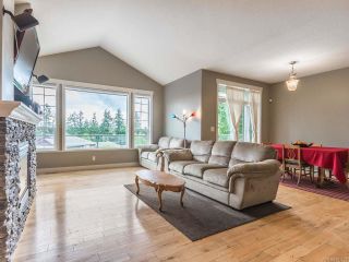Photo 2: 2323 GLENFORD PLACE in NANAIMO: Na Chase River House for sale (Nanaimo)  : MLS®# 842033