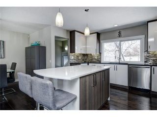 Photo 20: 300 BRACEWOOD Road SW in Calgary: Braeside House for sale : MLS®# C4107454