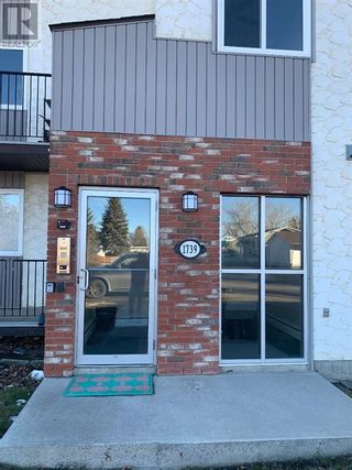 Photo 2: 4, 1739 St Edwards Boulevard N in Lethbridge: Condo for sale : MLS®# A2111085