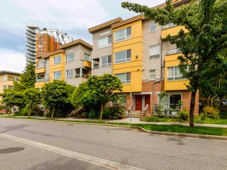Photo 2: 302 2688 WATSON Street in Vancouver: Mount Pleasant VE Townhouse for sale in "Tala Vera" (Vancouver East)  : MLS®# R2702186