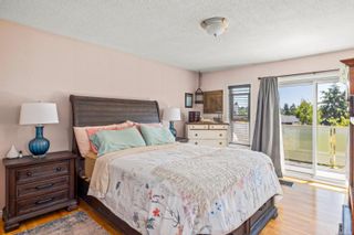 Photo 17: 910 Graythorpe Pl in Saanich: SE Swan Lake Single Family Residence for sale (Saanich East)  : MLS®# 966612