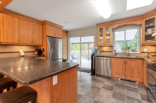 Photo 2: 1222 Gazelle Rd in Campbell River: CR Campbell River Central House for sale : MLS®# 862657