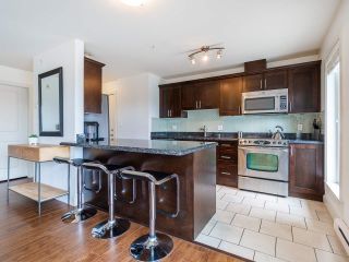 Photo 10: PH1 1777 KINGSWAY Avenue in Vancouver: Victoria VE Condo for sale in "NORTHVIEW LANDING" (Vancouver East)  : MLS®# R2474993