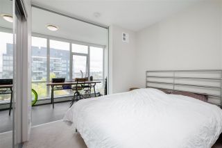 Photo 12: 1105 159 W 2ND Avenue in Vancouver: False Creek Condo for sale in "TOWER GREEN" (Vancouver West)  : MLS®# R2463891