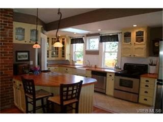 Photo 6:  in VICTORIA: Vi Fernwood House for sale (Victoria)  : MLS®# 374401