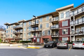 Main Photo: D201 20211 66 Avenue in Langley: Willoughby Heights Condo for sale in "ELEMENTS" : MLS®# R2848796