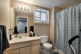 Photo 24: 2404 BROADVIEW Road NW in Calgary: West Hillhurst Semi Detached (Half Duplex) for sale : MLS®# A2121975