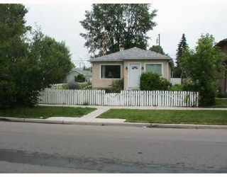 Photo 1: 254 18 Avenue NE in CALGARY: Tuxedo Residential Detached Single Family for sale (Calgary)  : MLS®# C3383711