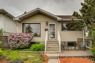 Photo 3: 1411 24 Street SW in Calgary: Shaganappi Detached for sale : MLS®# A2053451