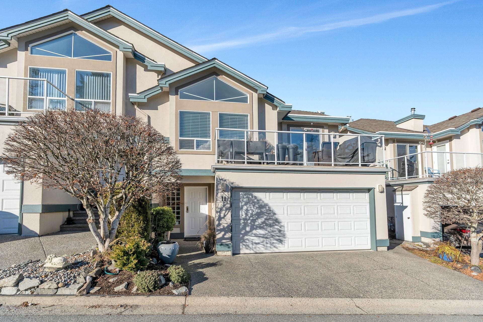 Main Photo: 11 8590 SUNRISE Drive in Chilliwack: Chilliwack Mountain Townhouse for sale in "Maple Hills" : MLS®# R2747799