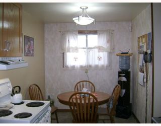Photo 4:  in WINNIPEG: Transcona Residential for sale (North East Winnipeg)  : MLS®# 2911400