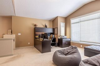 Photo 19: 242 Rockyspring Circle NW in Calgary: Rocky Ridge Detached for sale : MLS®# A2011770