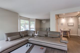 Photo 4: 101 1707 YEW Street in Vancouver: Kitsilano Townhouse for sale in "1707 Yew" (Vancouver West)  : MLS®# R2394661