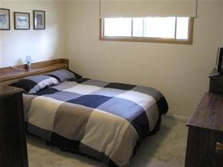 Photo 4: 2225 Munroe Avenue South in Saskatoon: Adelaide/Churchill Single Family Dwelling for sale (Saskatoon Area 02)  : MLS®# 380118