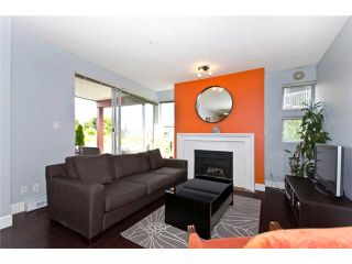 Photo 2: 101 1880 E KENT Avenue in Vancouver: Fraserview VE Condo for sale in "PILOT HOUSE AT TUGBOAT LANDING" (Vancouver East)  : MLS®# V900739
