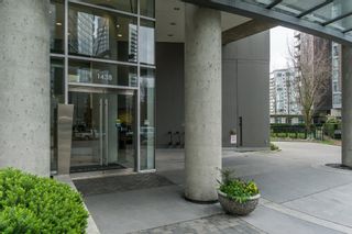 Photo 2: 2301 1438 RICHARDS Street in Vancouver: Yaletown Condo for sale in "AZURA I" (Vancouver West)  : MLS®# R2194979