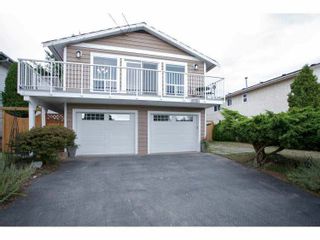 Photo 2: 15861 CLIFF Avenue: White Rock House for sale (South Surrey White Rock)  : MLS®# F1451572