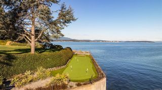 Photo 55: 8355 Lochside Dr in Central Saanich: CS Turgoose House for sale : MLS®# 950984
