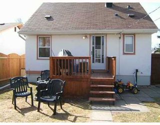 Photo 10: 585 GAREAU Street in WINNIPEG: St Boniface Residential for sale (South East Winnipeg)  : MLS®# 2802222