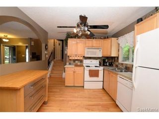 Photo 17: 15 BERENSON Avenue in Regina: Normanview West Single Family Dwelling for sale (Regina Area 02)  : MLS®# 503577