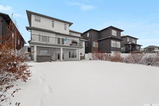 Photo 5: 818 Ledingham Crescent in Saskatoon: Rosewood Residential for sale : MLS®# SK956335