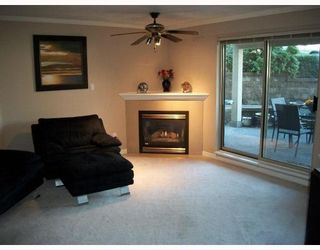 Photo 3: 103 78 RICHMOND Street in New Westminster: Fraserview NW Condo for sale in "GOVERNORS COURT" : MLS®# V812374