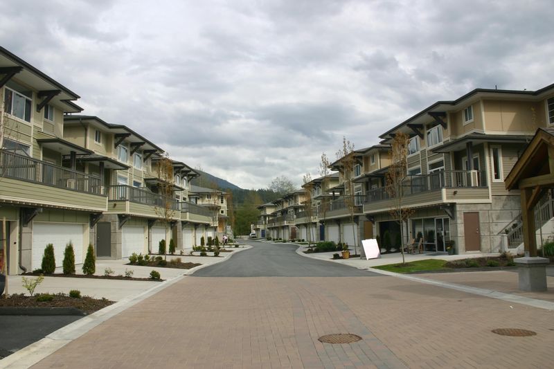 FEATURED LISTING: 56 - 40632 GOVERNMENT Road Squamish