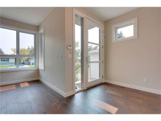Photo 8: 3715 43 Street SW in Calgary: Glenbrook House for sale : MLS®# C4027438