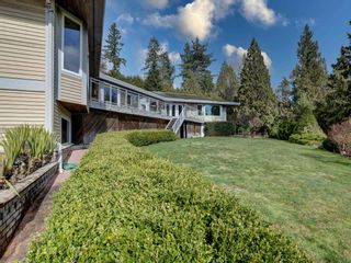 Photo 10: 828 CHAMBERLIN Road in Gibsons: Gibsons & Area House for sale (Sunshine Coast)  : MLS®# R2659805